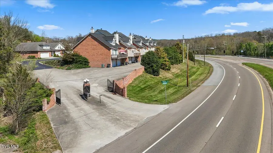 2503 Cloister Lane, Kingsport, TN 37660 - #2