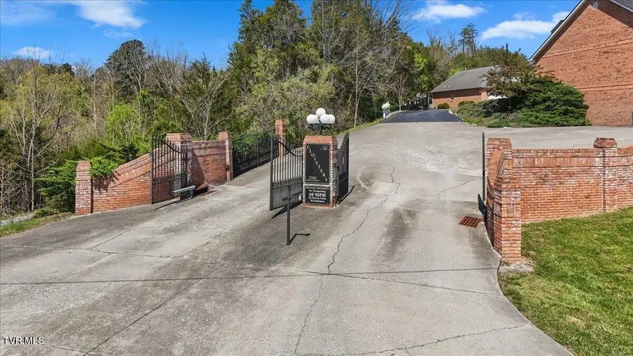 2503 Cloister Lane, Kingsport, TN 37660 - #3