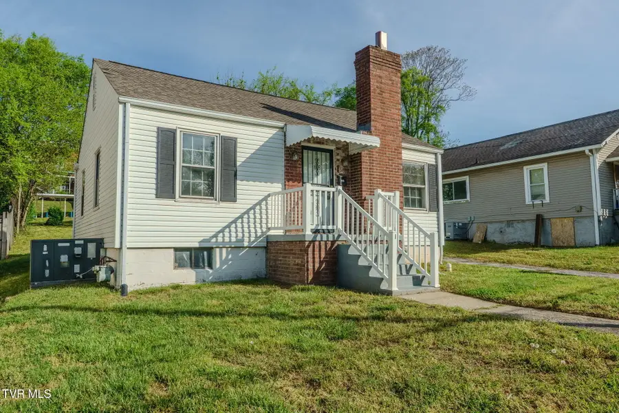 2233 Lawson Avenue, Knoxville, TN 37917 - #2