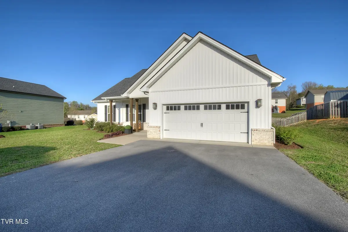 309 Miss Maude Patton Lane, Jonesborough, TN 37659 - #1