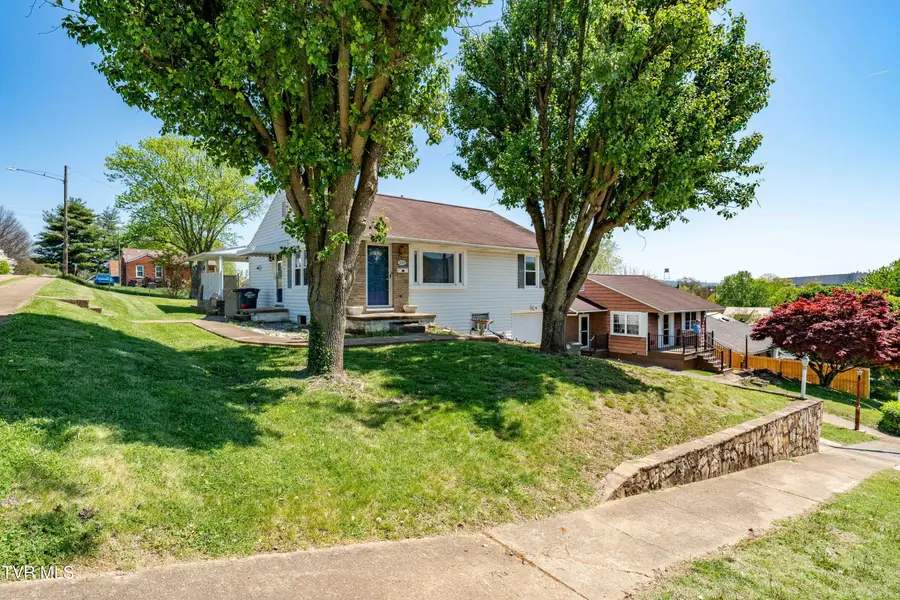 533 Bellvue Avenue, Kingsport, TN 37660 - #2