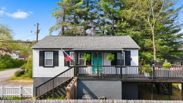 450 South Riverside Drive, Elizabethton, TN 37643