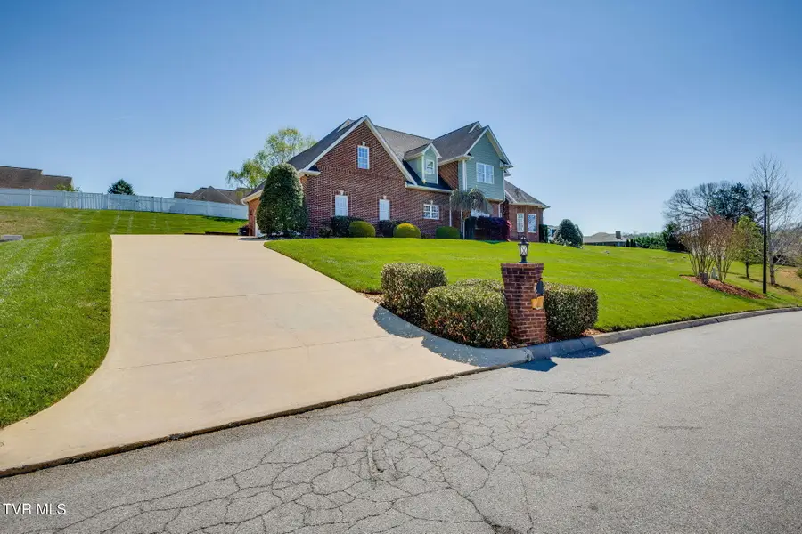 408 Arrowhead Drive, Kingsport, TN 37664 - #3