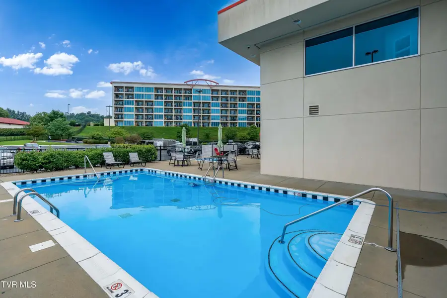 120 Raceday Center Drive #303, Bristol, TN 37620 - #2