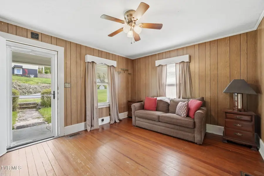 731 Beechwood Drive, Bristol, TN 37620 - #3