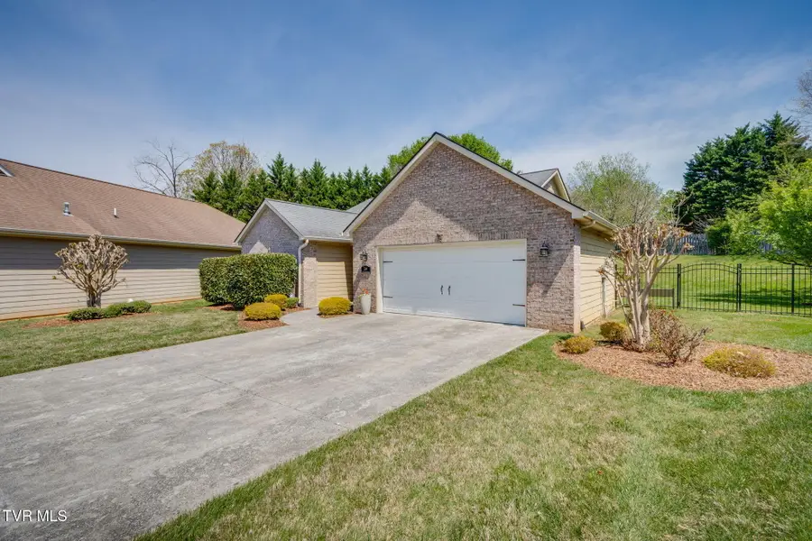 29 Dunham Circle, Johnson City, TN 37601 - #3