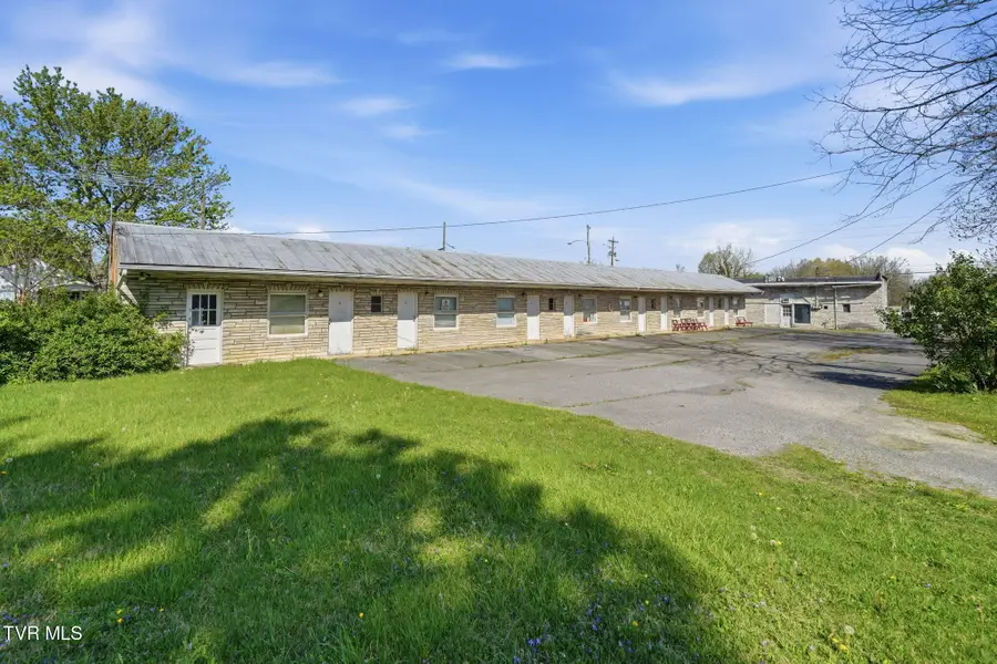 3209 Memorial Boulevard, Kingsport, TN 37664 - #2