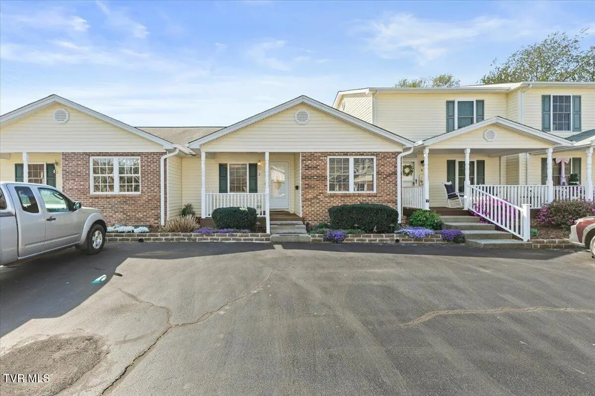 703 North Main Street #Apt 3, Elizabethton, TN 37643 - #1