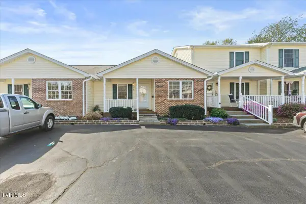 703 North Main Street #Apt 3, Elizabethton, TN 37643