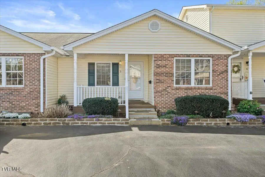 703 North Main Street #Apt 3, Elizabethton, TN 37643 - #2