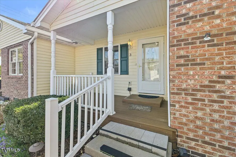 703 North Main Street #Apt 3, Elizabethton, TN 37643 - #3