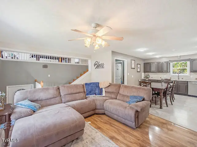 1124 Oakdale Road, Hurley, VA 24620 - #2