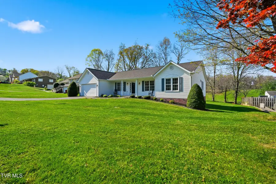 4105 Sioux Drive, Johnson City, TN 37604 - #3