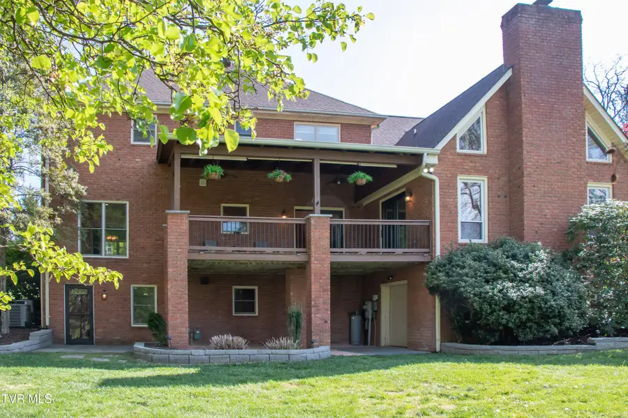 64 Fairway Drive, Bristol, TN 37620 - #3