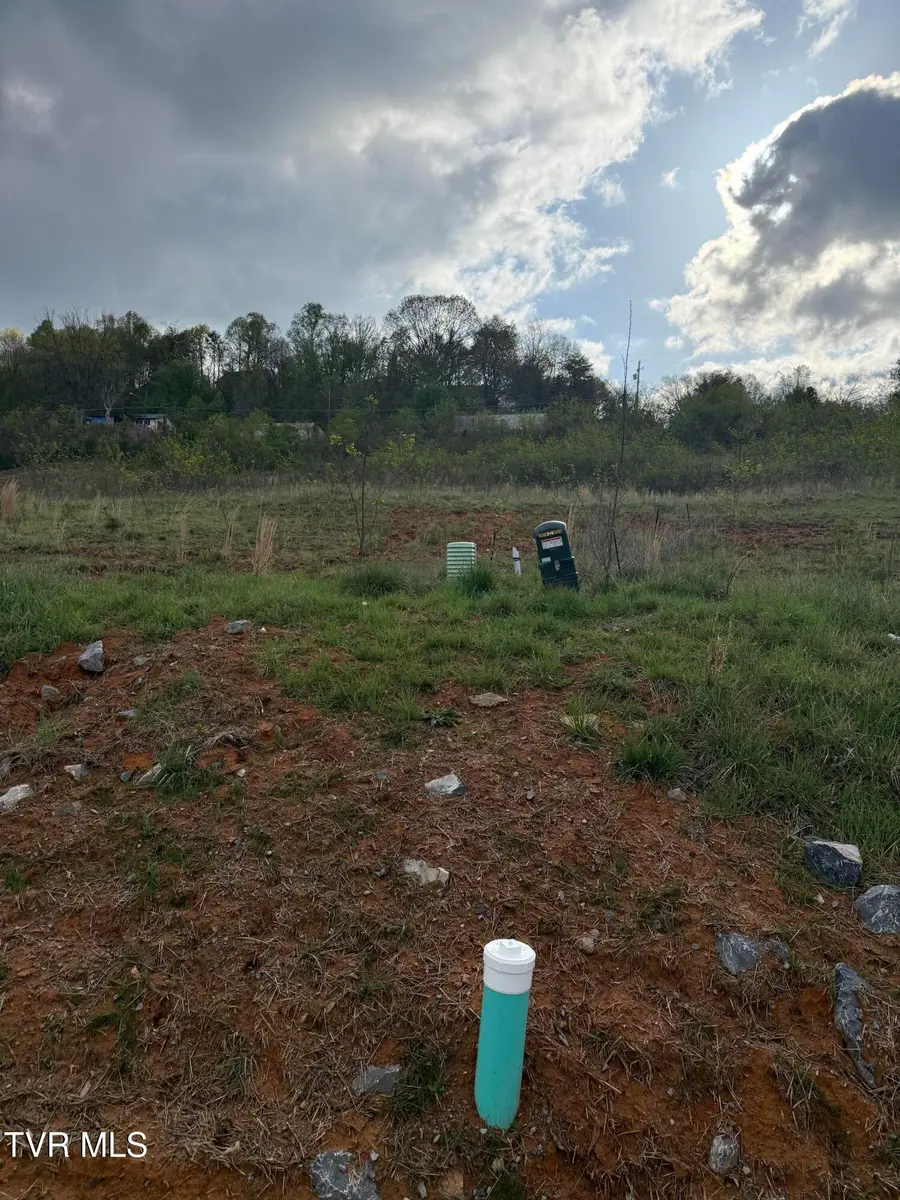 805 Granby Road, Kingsport, TN 37660 - #2