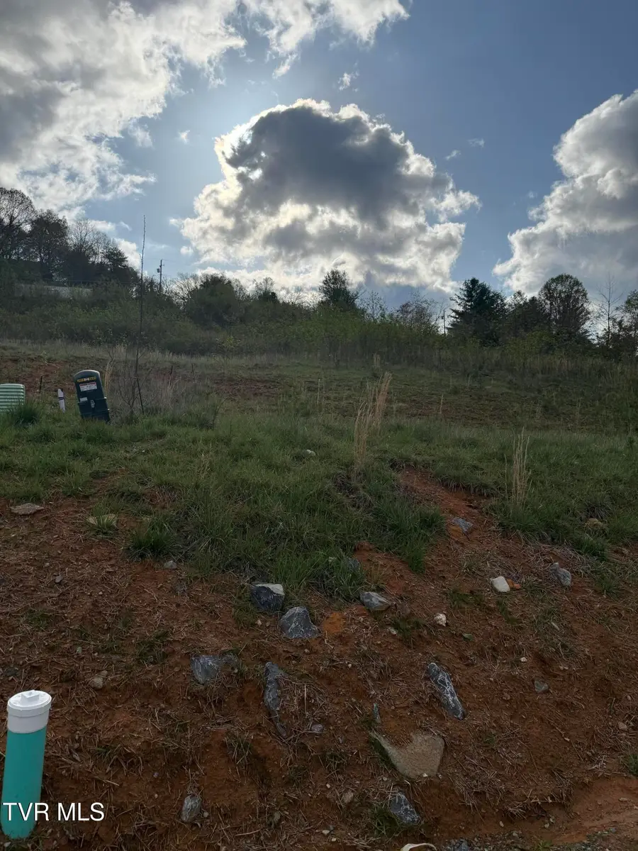 805 Granby Road, Kingsport, TN 37660 - #3