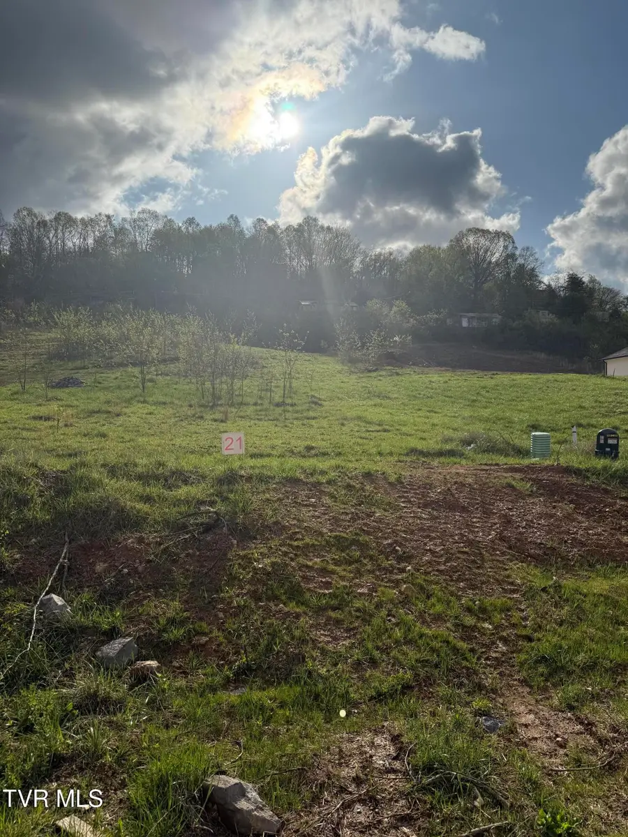 829 Granby Road, Kingsport, TN 37660 - #2