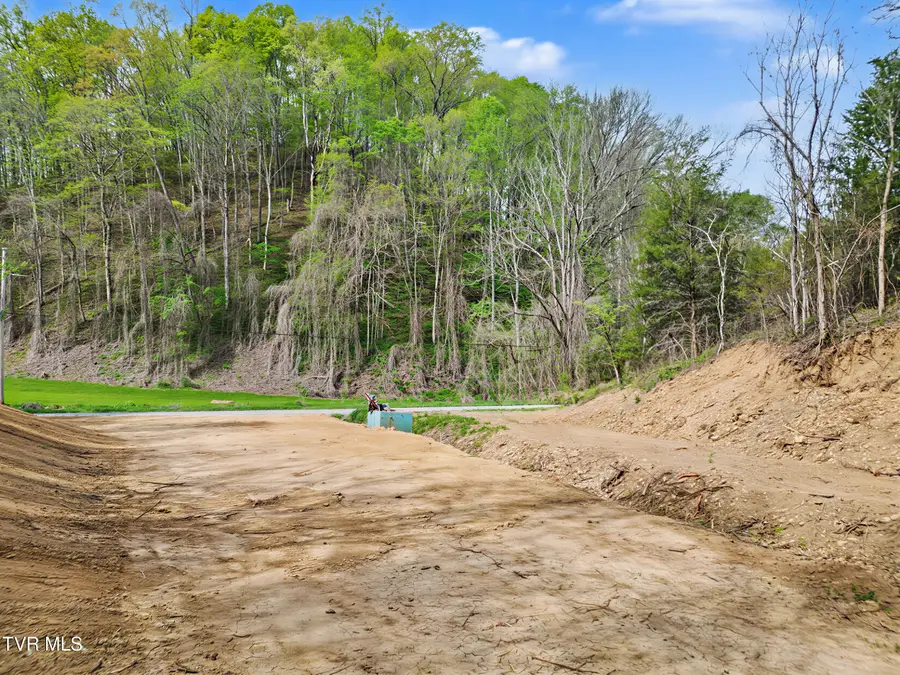 2692 Bear Creek Road, Bybee, TN 37713 - #2