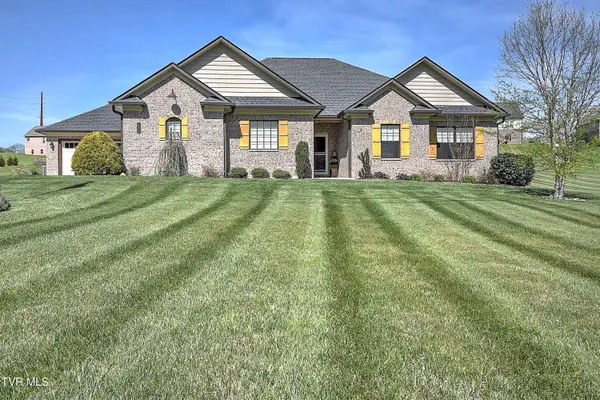 336 Loafers Glory View, Gray, TN 37615