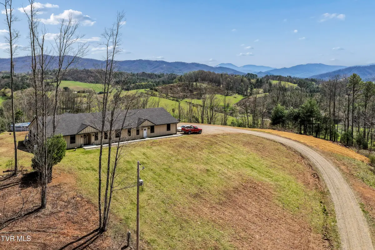 487 Rocky Knob Road, Mountain City, TN 37683 - #1