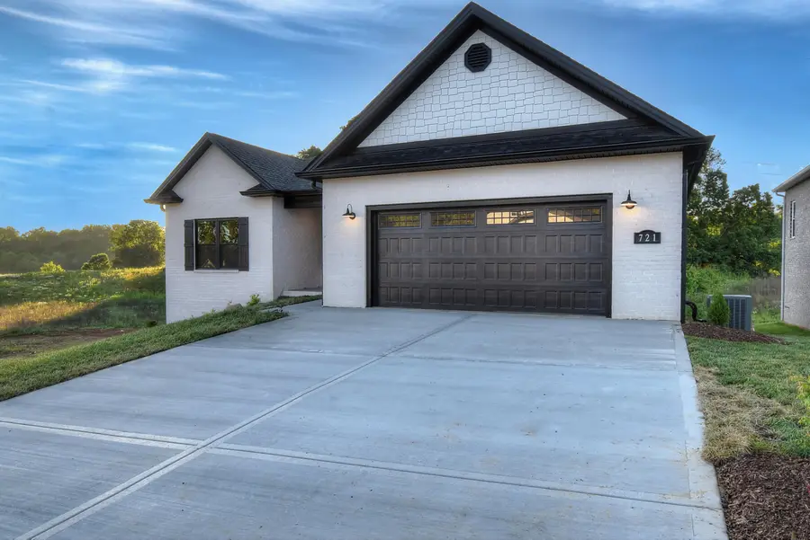 721 Hunts Terrace Drive, Kingsport, TN 37663 - #3