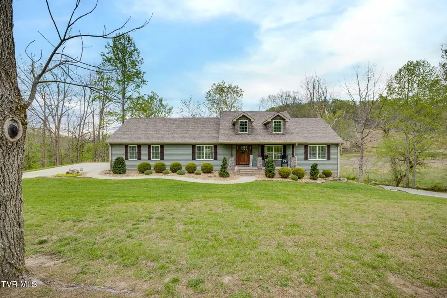 747 North Central Avenue, Church Hill, TN 37642 - #2