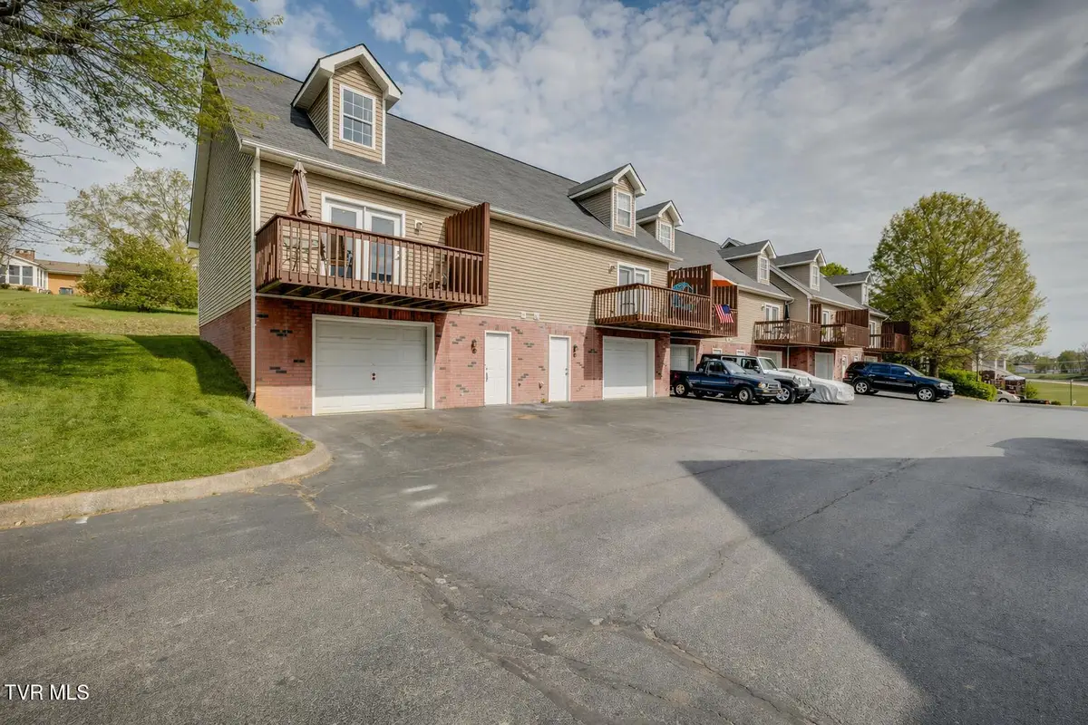 206 Cambridgeshire Court, Johnson City, TN 37615 - #1