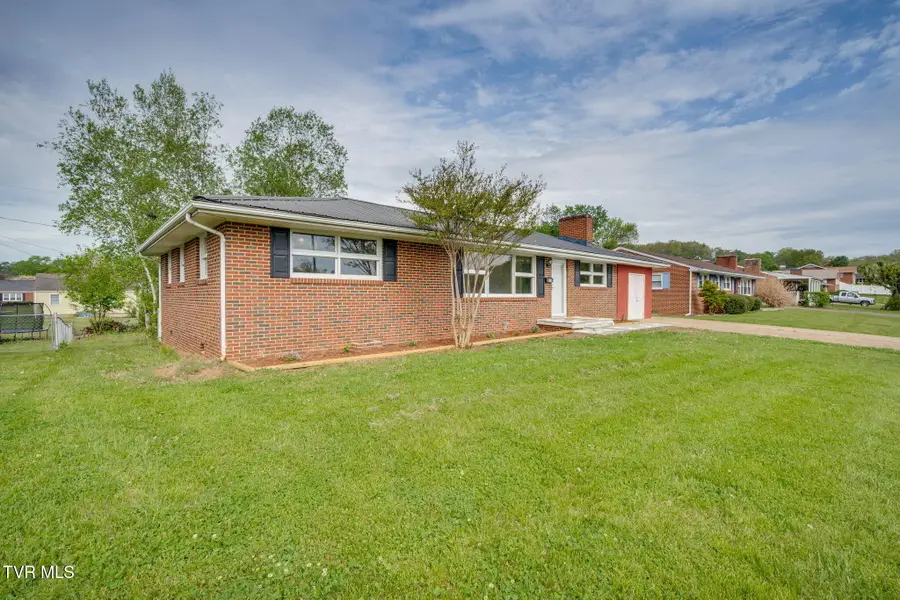 812 Mimosa Drive, Kingsport, TN 37660 - #3