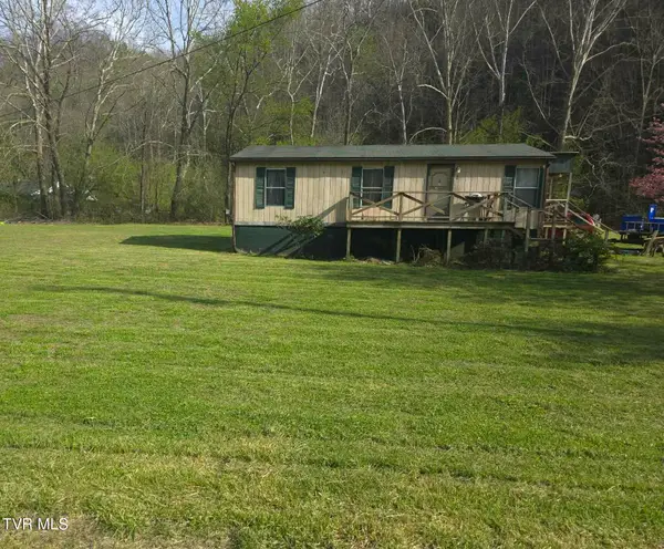 90 Railroad Avenue, Saint Paul, VA 24283