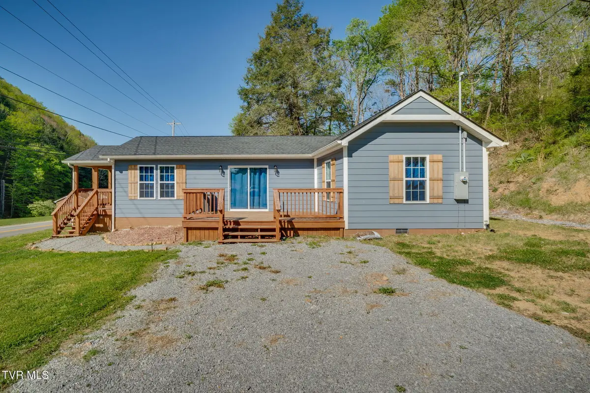 633 Bristol Highway, Gate City, VA 24251 - #1