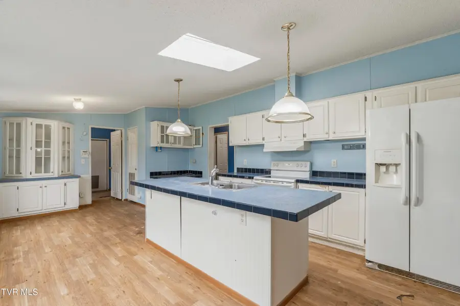 815 Flatwoods Road, Mosheim, TN 37818 - #3