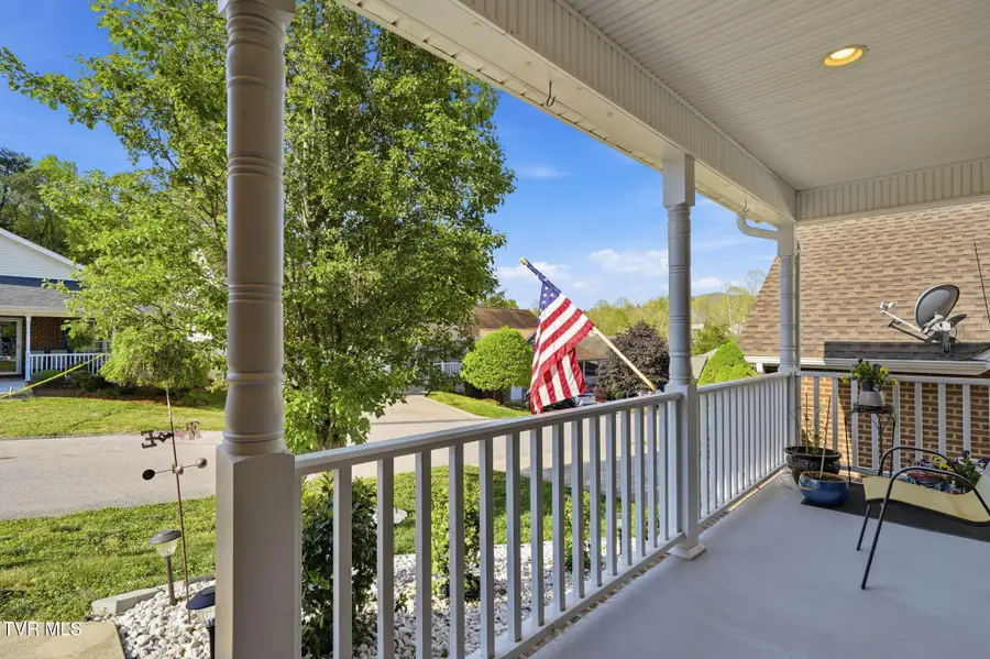 675 Willowcrest Place, Kingsport, TN 37660 - #3