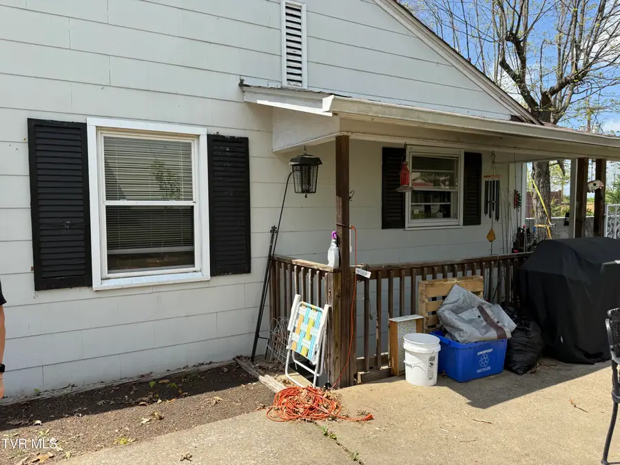 709 Oakdale Road, Kingsport, TN 37664 - #2