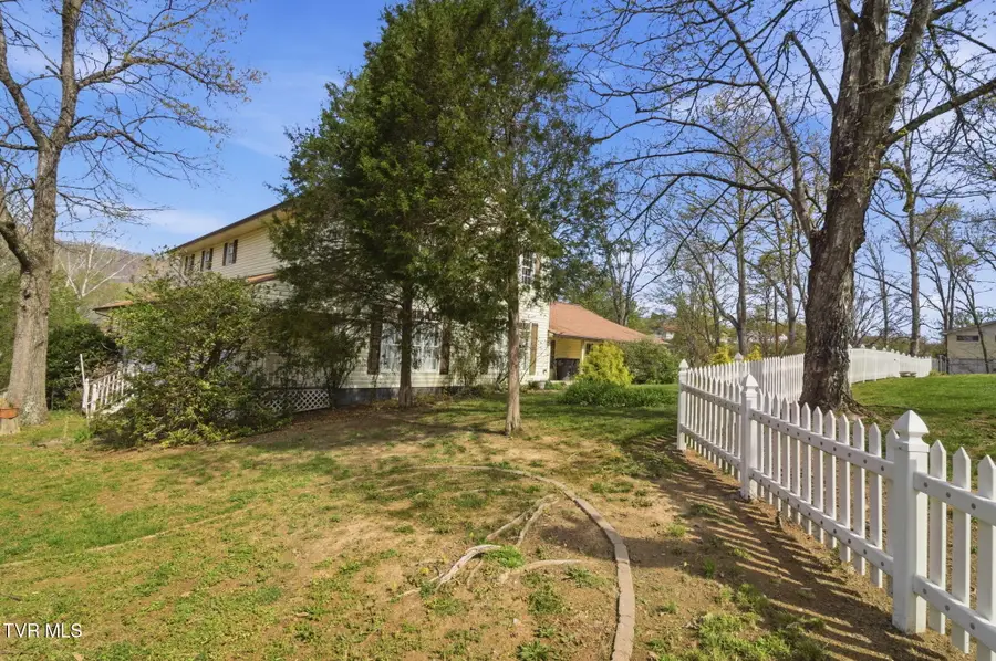 2412 Reservoir Road, Kingsport, TN 37660 - #2