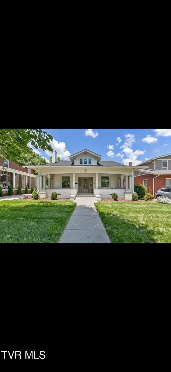 704 West Pine Street, Johnson City, TN 37604