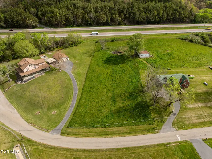 176 Keenburg Road, Elizabethton, TN 37643 - #2