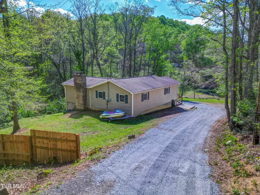 308 Friendship Road, Bristol, TN 37620 - #2