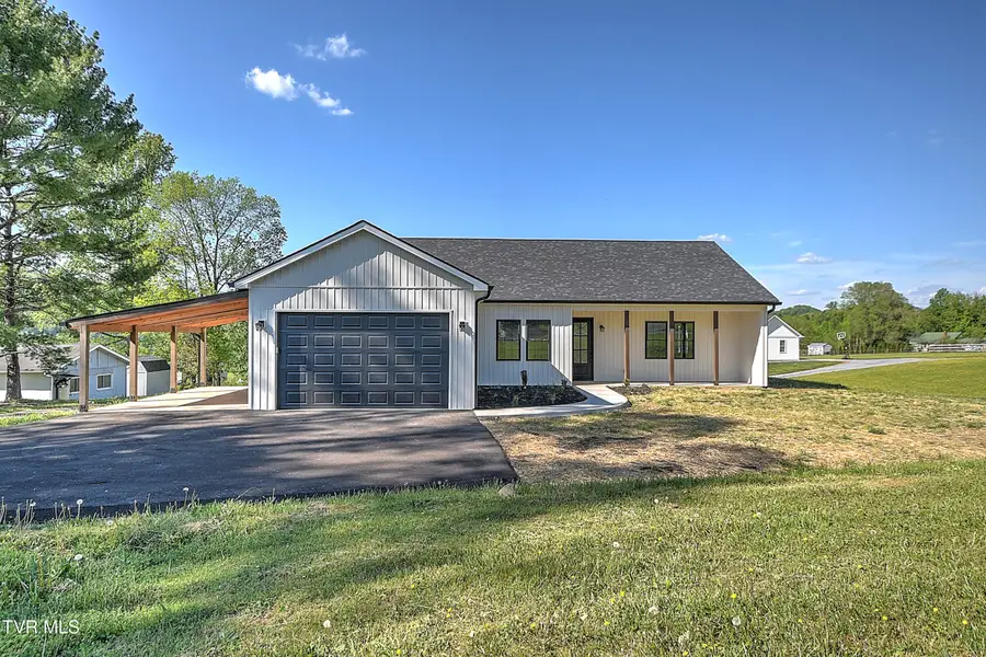 137 Crestview Drive, Elizabethton, TN 37643 - #3