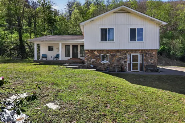 11343 Robinson Hollow Road, Coeburn, VA 24230