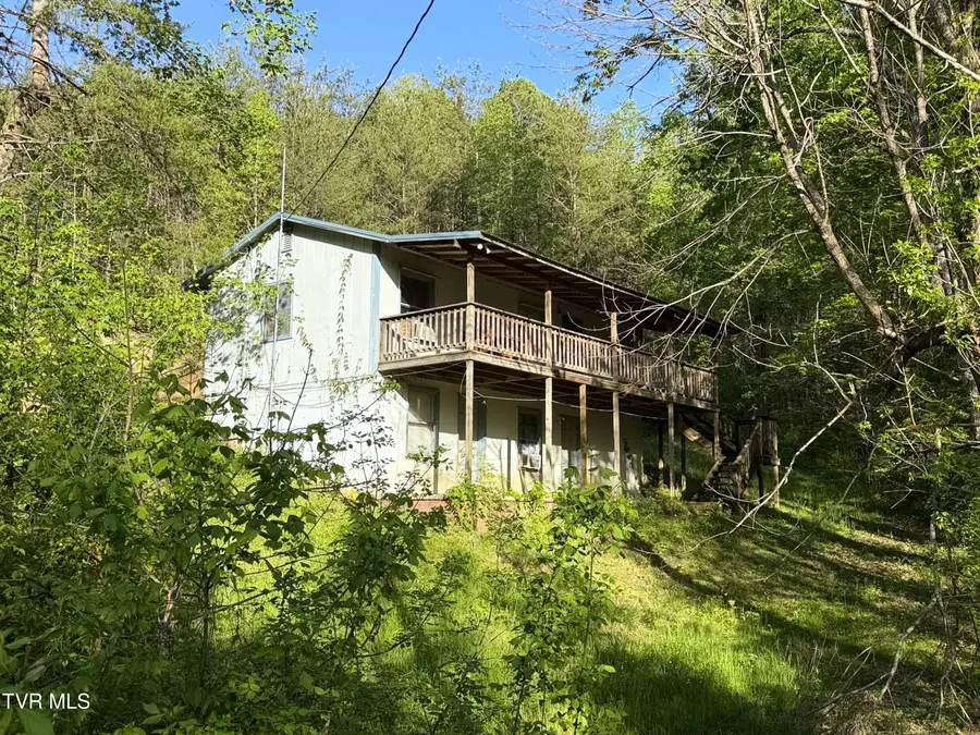 2930 Arch Way, Cosby, TN 37722 - #2