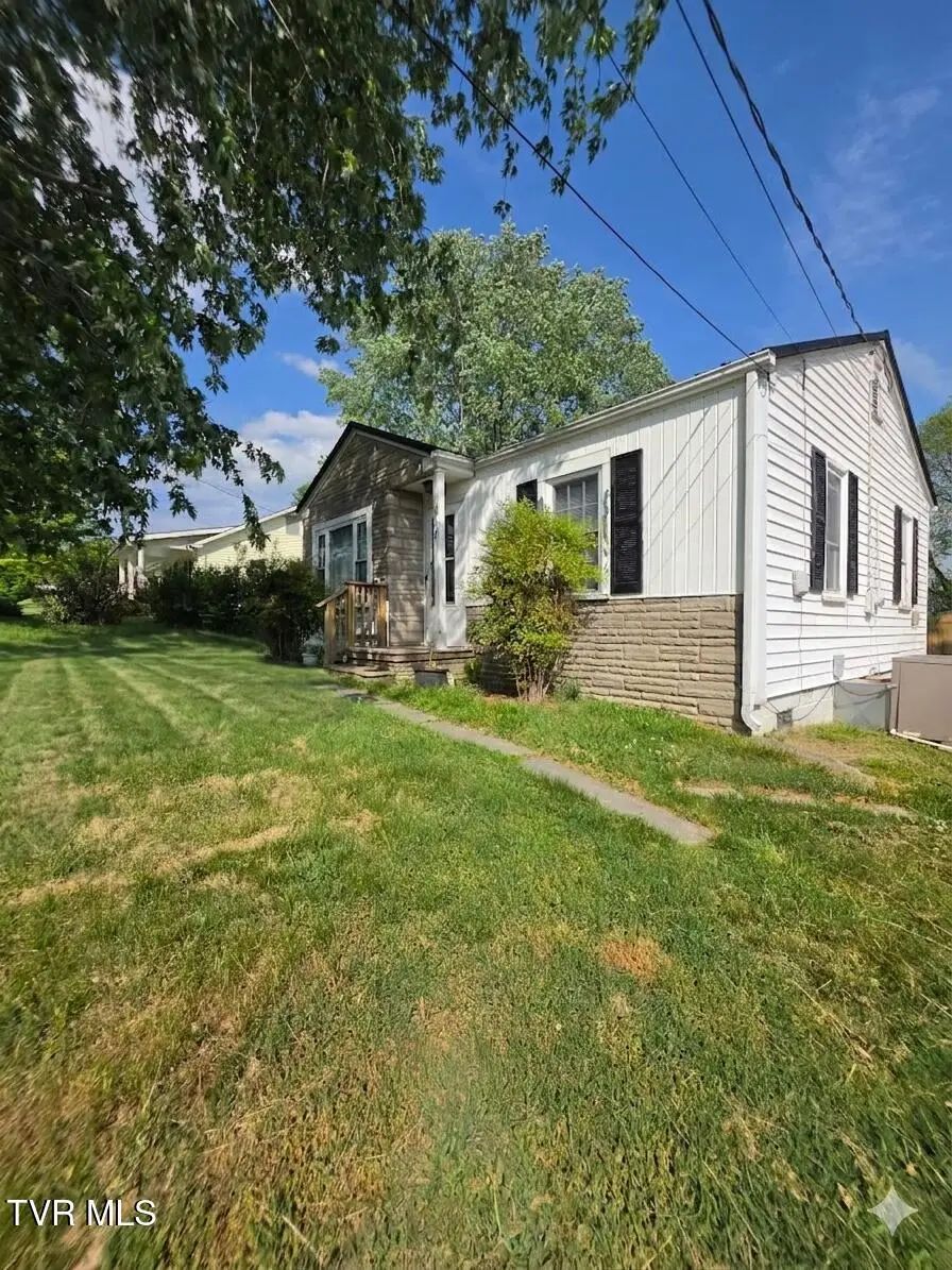 508 East Barton Ridge Road, Greeneville, TN 37745 - #2