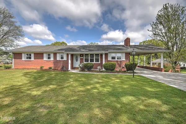 879 Northeast Wayne Avenue, Abingdon, VA 24210