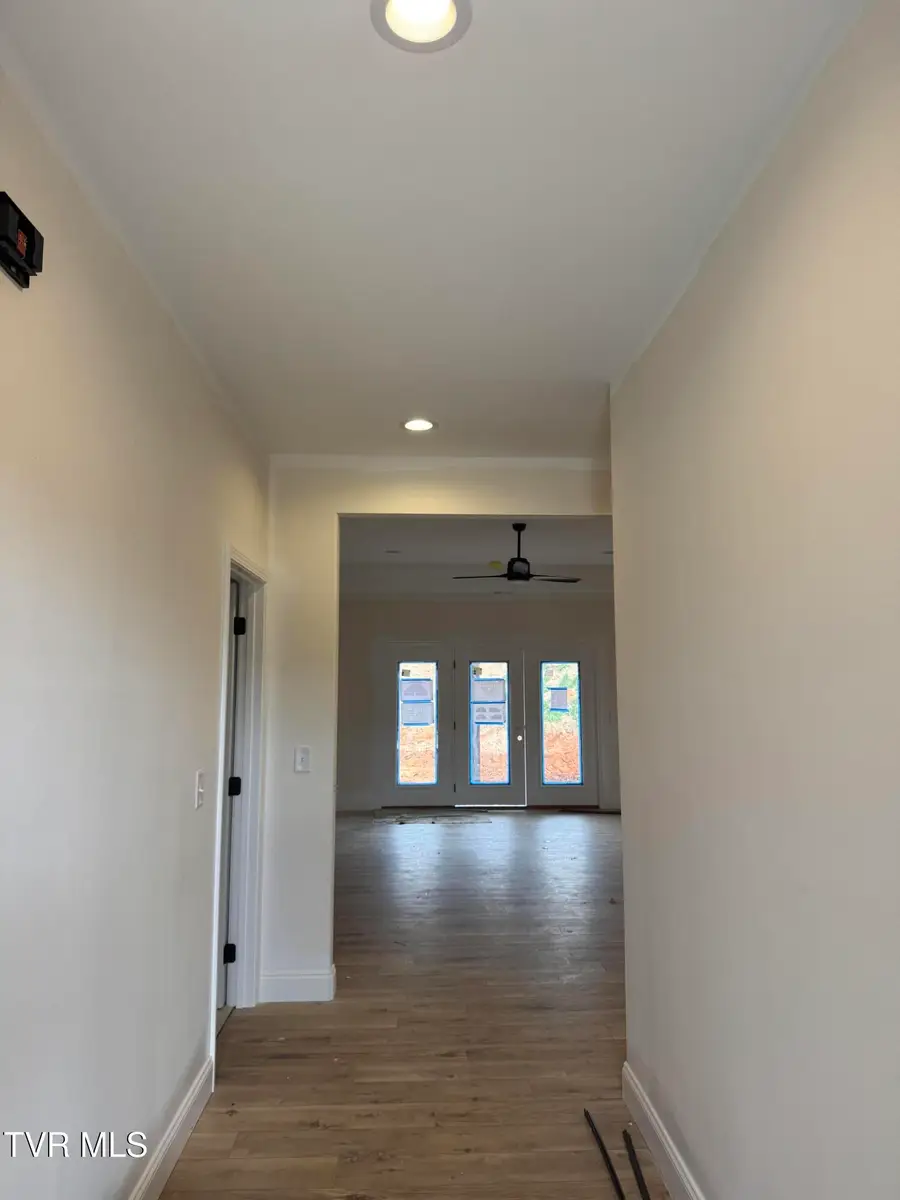 3073 Sawgrass Drive, Jonesborough, TN 37659 - #2