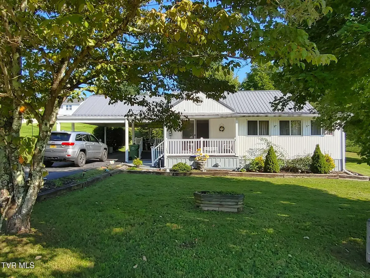 539 Oakwood Avenue, Pennington Gap, VA 24277 - #1