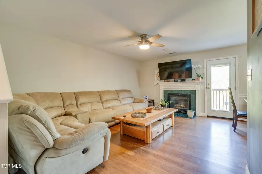 807 Fain Avenue #807, Kingsport, TN 37660 - #2