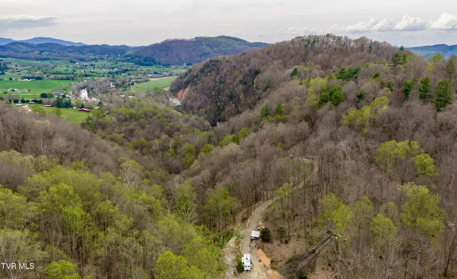 394 & 400 Bishop Hollow Road, Elizabethton, TN 37643 - #3