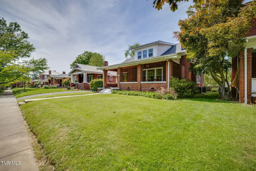 812 West Maple Street, Johnson City, TN 37604 - #3