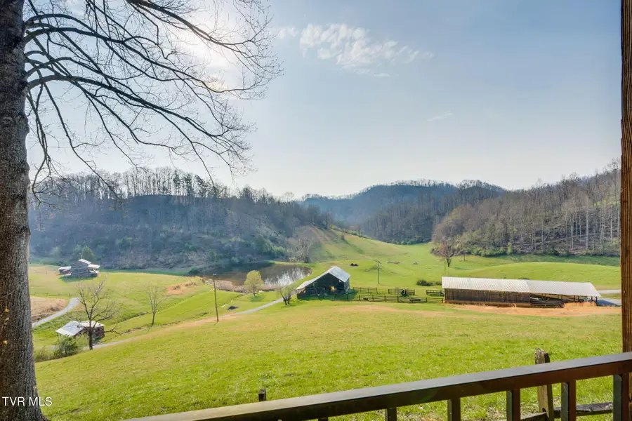 341 Hawk Drive, Gate City, VA 24251 - #3