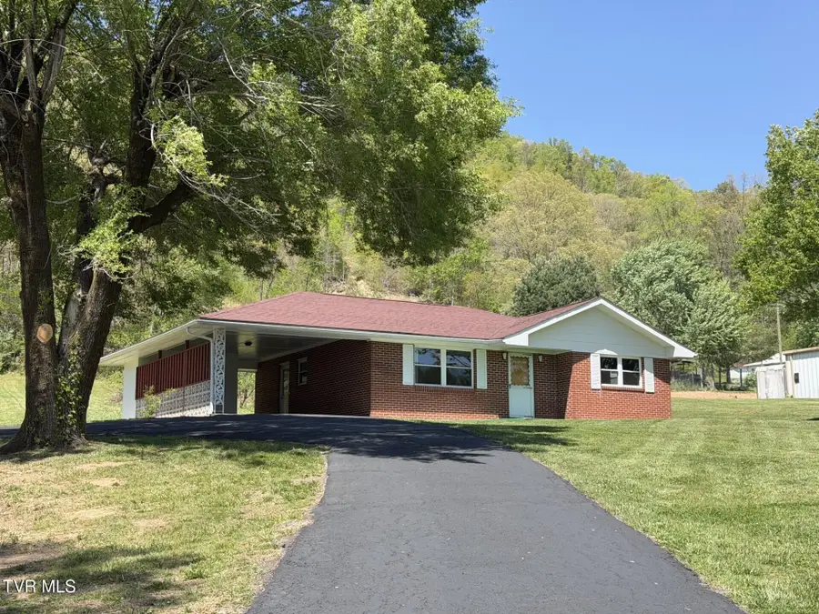 487 Right Poor Valley Road, Pennington Gap, VA 24277 - #2