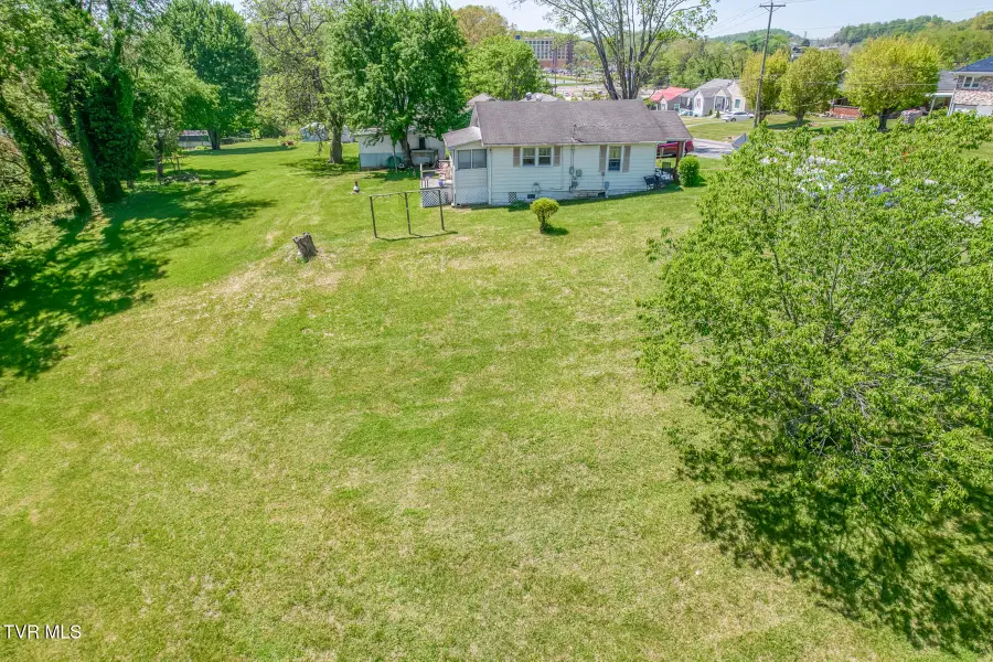 2424 Catherine Street, Bristol, VA 24201 - #3